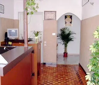 Hotel San Tomaso *
